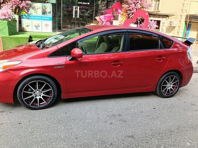 Toyota Prius 2015, 401,130 km - 1.8 l - Xırdalan