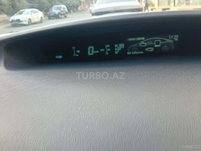Toyota Prius 2015, 401,130 km - 1.8 l - Xırdalan