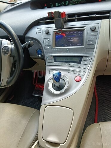 Toyota Prius 2015, 401,130 km - 1.8 l - Xırdalan
