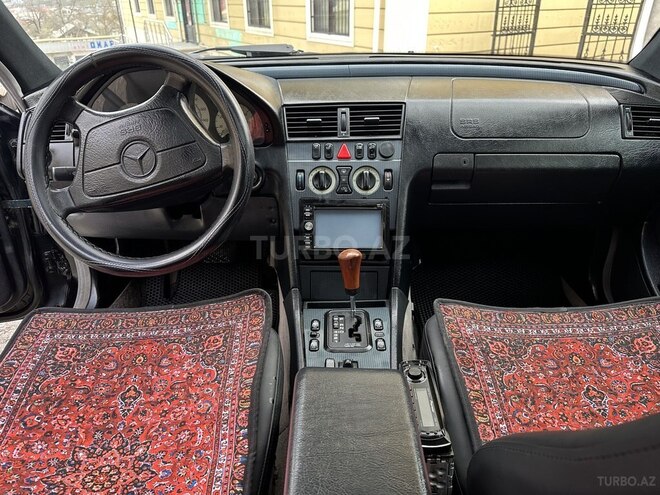 Mercedes C 230 1998, 265,000 km - 2.3 l - Qusar