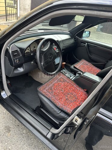 Mercedes C 230 1998, 265,000 km - 2.3 l - Qusar