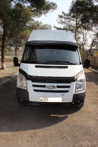 Ford Transit 2010, 213,706 km - 2.4 l - Salyan