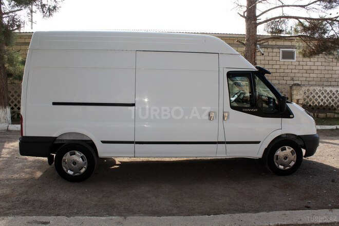 Ford Transit 2010, 213,706 km - 2.4 l - Salyan
