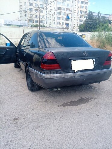 Mercedes C 220 1995, 500,000 km - 2.2 l - Sumqayıt
