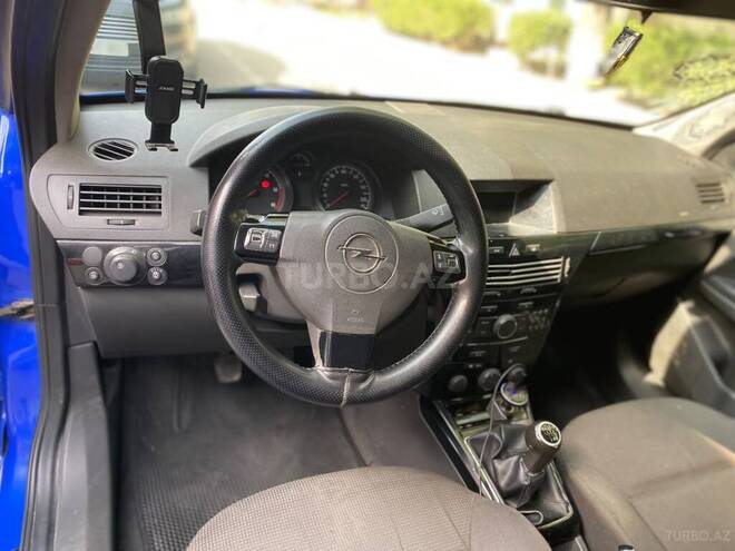 Opel Astra 2009, 319,000 km - 1.3 л - Bakı