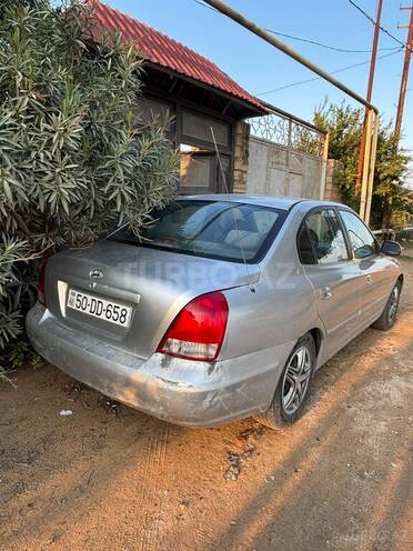 Hyundai Elantra 2002, 235,000 km - 2.0 л - Sumqayıt