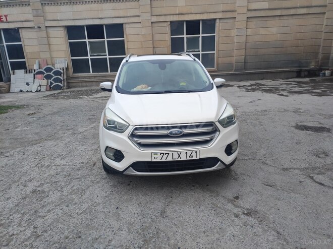 Ford Escape 2017, 213,000 km - 1.5 л - Kürdəmir