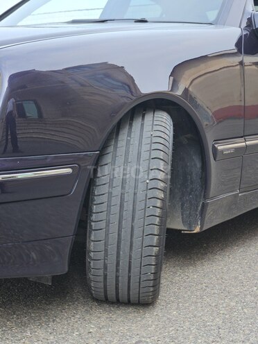 Mercedes E 240 2000, 406,930 km - 2.4 l - İmişli
