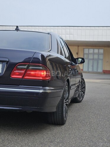 Mercedes E 240 2000, 406,930 km - 2.4 l - İmişli