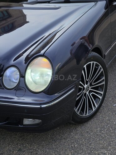 Mercedes E 240 2000, 406,930 km - 2.4 l - İmişli