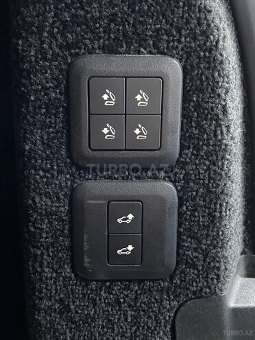 Land Rover Range Rover 2018, 187,000 km - 3.0 л - Sumqayıt