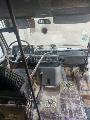 Mercedes 208 D 1993, 170,000 km - 2.9 l - Ağcabədi