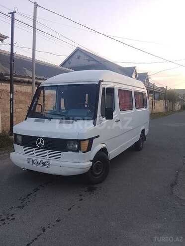 Mercedes 208 D 1993, 170,000 km - 2.9 l - Ağcabədi