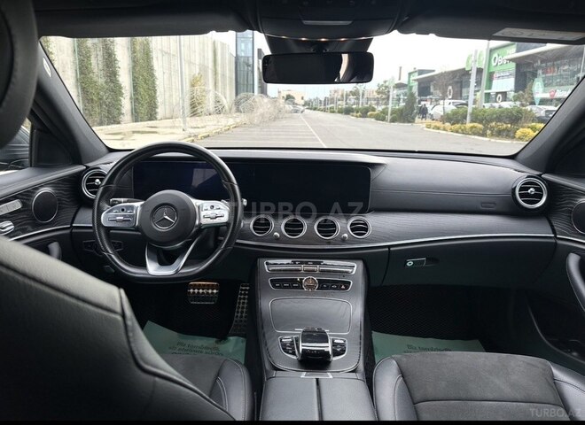 Mercedes E 300 4MATIC 2019, 117,000 km - 2.0 l - Bakı