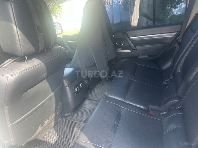Mitsubishi Pajero 2016, 123,000 km - 3.8 l - Bakı
