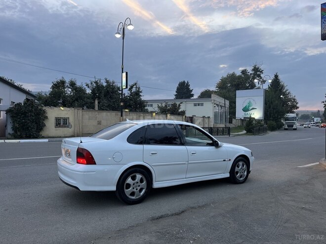 Opel Vectra 1999, 307,452 km - 1.8 l - Qazax