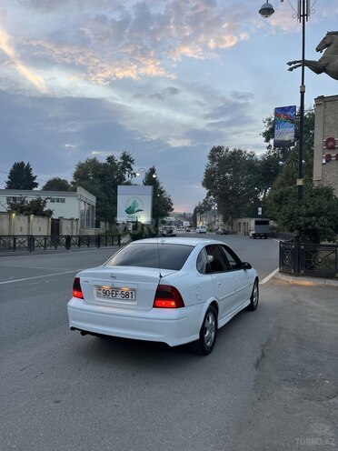 Opel Vectra 1999, 307,452 km - 1.8 l - Qazax