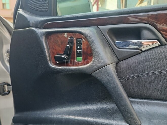 Mercedes E 240 1997, 460,945 km - 2.4 l - Bakı