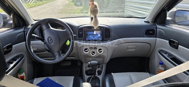Hyundai Verna 2010, 261,000 km - 1.6 л - Balakən