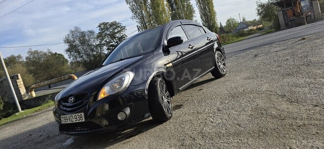 Hyundai Verna 2010, 261,000 km - 1.6 л - Balakən