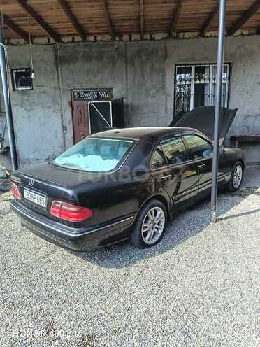 Mercedes E 270 2000, 150,000 km - 2.7 l - Tərtər