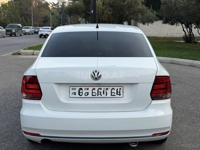 Volkswagen Polo 2018, 132,000 km - 1.6 l - Bakı