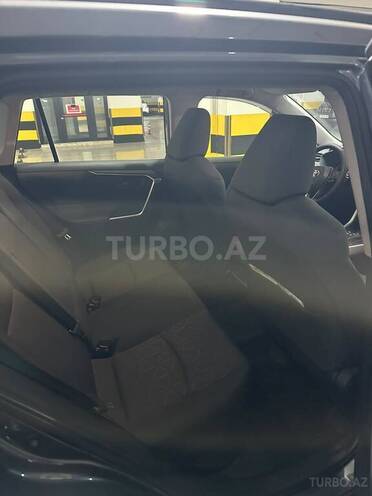 Toyota RAV4 2023, 28,000 km - 2.5 l - Bakı