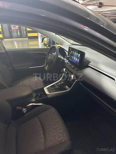 Toyota RAV4 2023, 28,000 km - 2.5 l - Bakı