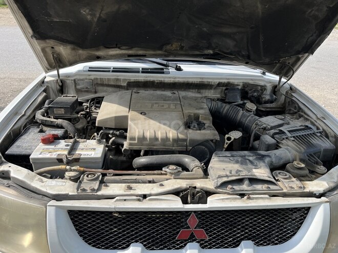 Mitsubishi Pajero io 1999, 571,000 km - 1.8 l - Bakı