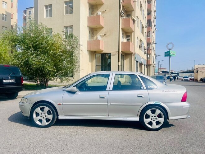 Opel Vectra 1999, 137,596 km - 2.0 л - Bakı