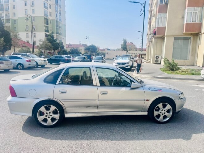 Opel Vectra 1999, 137,596 km - 2.0 л - Bakı