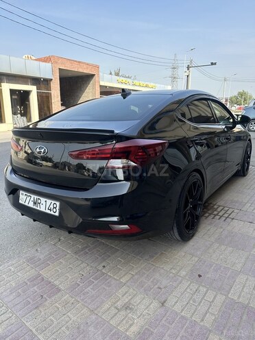 Hyundai Elantra 2019, 197,949 km - 2.0 л - Sumqayıt
