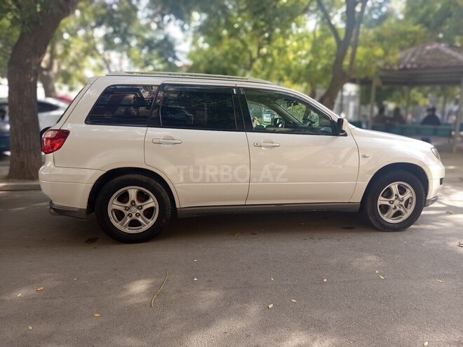 Mitsubishi Airtrek 2003, 270,000 km - 2.0 l - Bakı