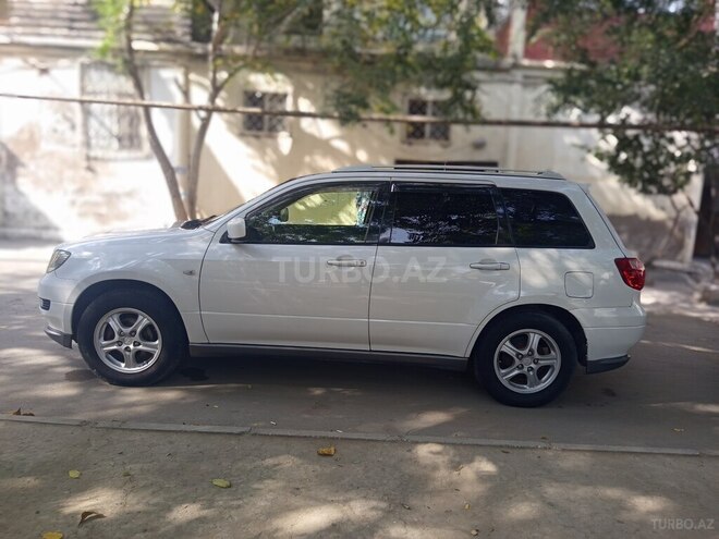 Mitsubishi Airtrek 2003, 270,000 km - 2.0 l - Bakı