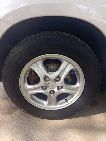 Mitsubishi Airtrek 2003, 270,000 km - 2.0 l - Bakı