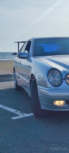 Mercedes E 270 2001, 361,071 km - 2.7 l - Bakı