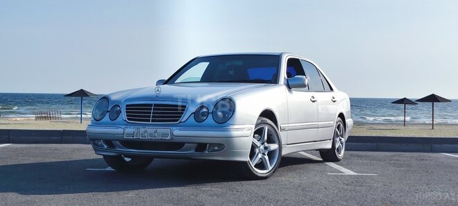Mercedes E 270 2001, 361,071 km - 2.7 l - Bakı