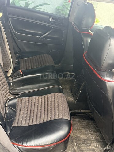 Volkswagen Passat 2001, 242,000 km - 1.8 l - Astara
