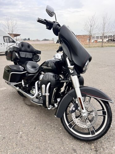 Harley-Davidson FLHX Street Glide 2015, 49,000 km - 1.7 l - Gəncə