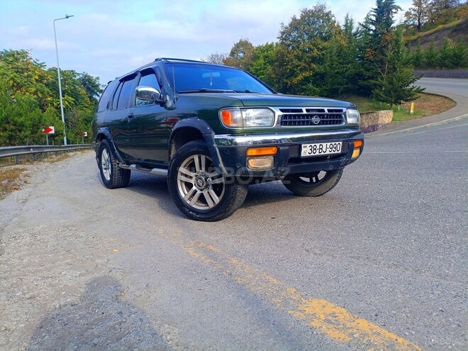 Nissan Pathfinder 1998, 312,489 km - 3.3 l - Qusar