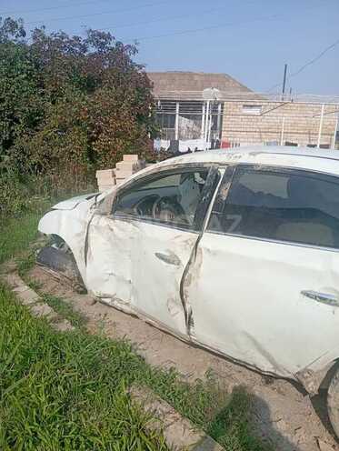 Nissan Sentra 2013, 215,000 km - 1.8 l - Şirvan