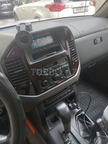 Mitsubishi Pajero 2001, 290,000 km - 3.0 l - Bakı