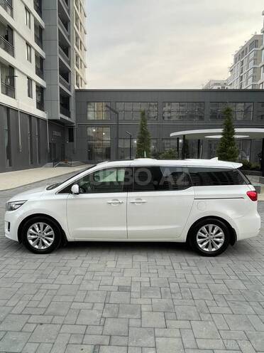 Kia Carnival 2015, 197,000 km - 2.2 l - Bakı