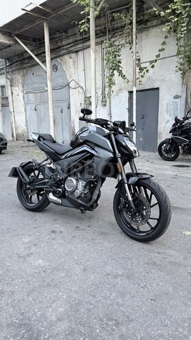 CFMOTO 250 NK 2025, 4,400 km - 0.3 l - Bakı