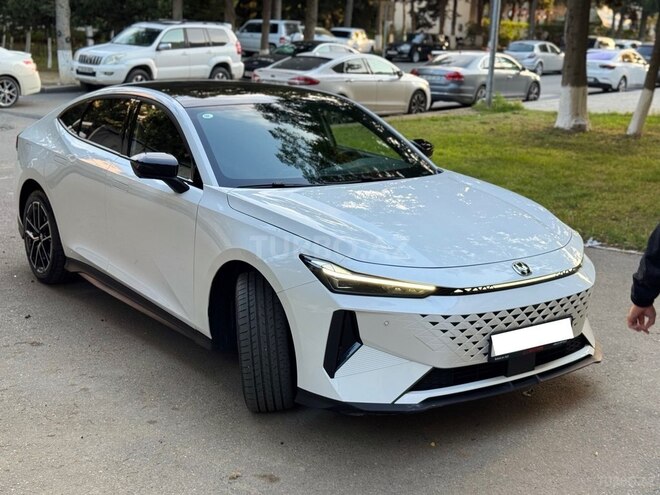 Changan  2024, 10,500 km - 1.5 л - Naxçıvan