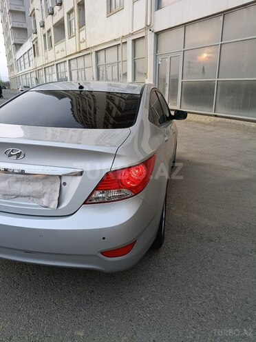 Hyundai Accent 2011, 270,810 km - 1.6 l - Bakı