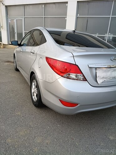 Hyundai Accent 2011, 270,810 km - 1.6 l - Bakı