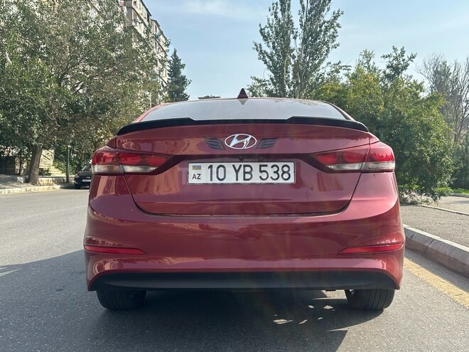 Hyundai Elantra 2017, 140,000 km - 2.0 л - Bakı