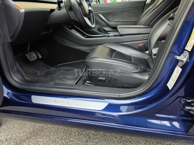 Tesla Model 3 2018, 200,000 km - 0.0 l - Bakı