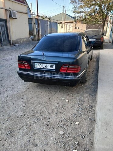 Mercedes E 280 1997, 402,000 km - 2.8 л - Bakı
